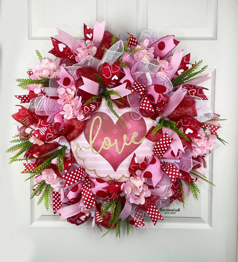 How to make a Valentine’s Day Deco Mesh Wreath